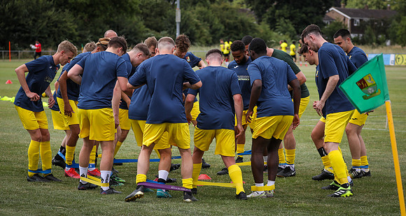 vs Maidenhead United FC-2