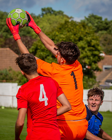 vs Flackwell Heath Res-54