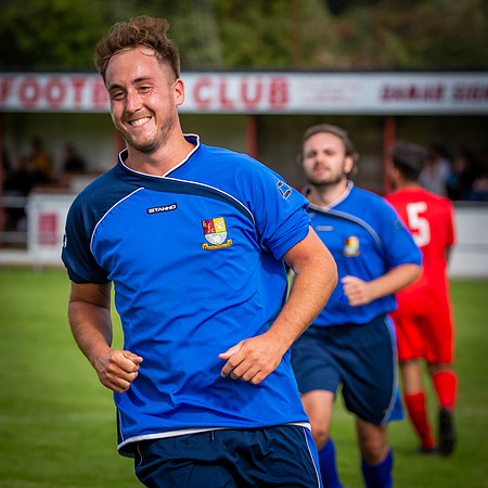 vs Flackwell Heath Res-43