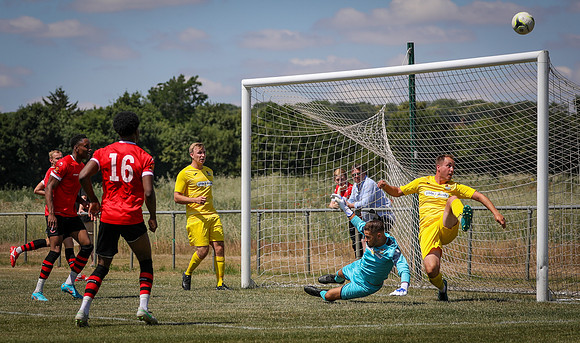 vs Maidenhead United FC-185