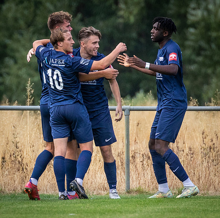 vs Binfield FC (FA Cup)-215