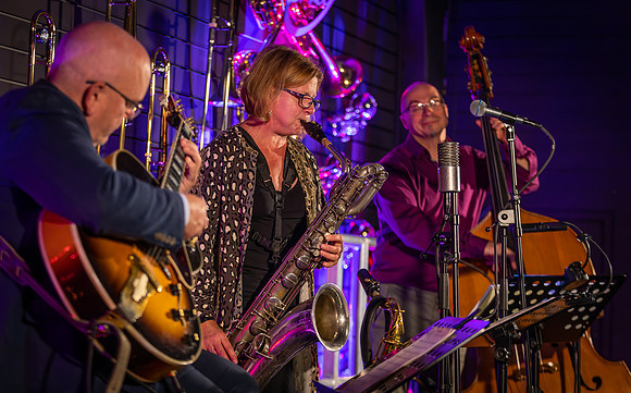 Karen Sharp Trio-129