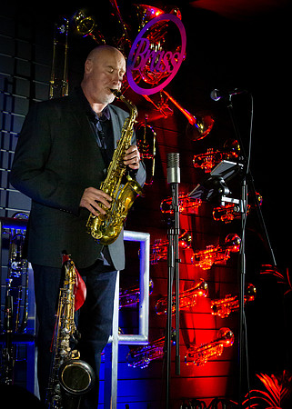 Simon Bates Trio-108