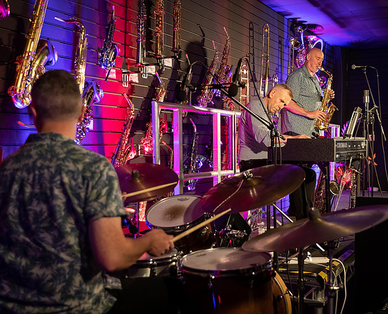 Simon Bates Trio - July-25