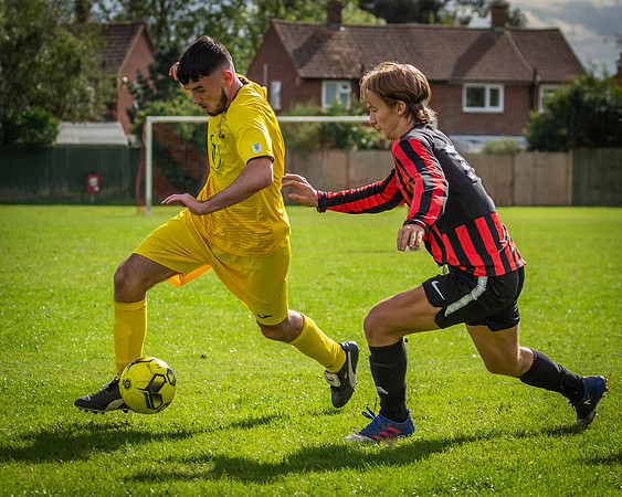 vs Cookham Dean-97
