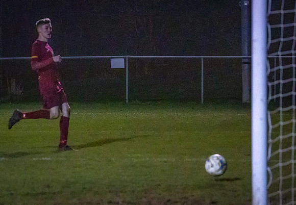 vs Abingdon Town-39