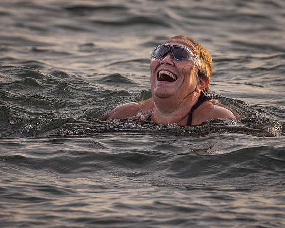 Wild Swimmers-104