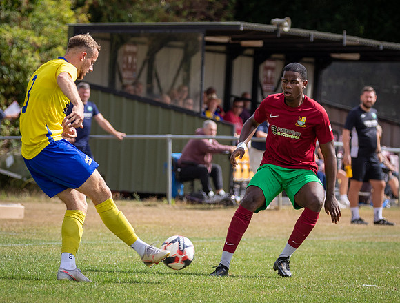 vs Ascot United FC (FA Cup)-11