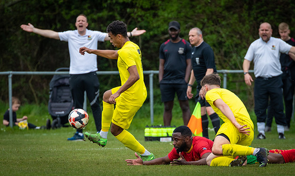 vs Flackwell Heath FC (Cup)-19