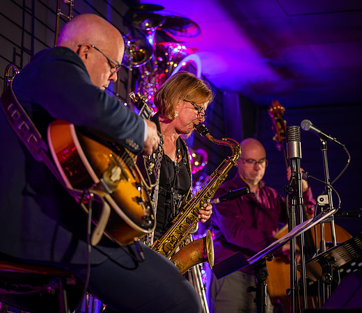 Karen Sharp Trio-89