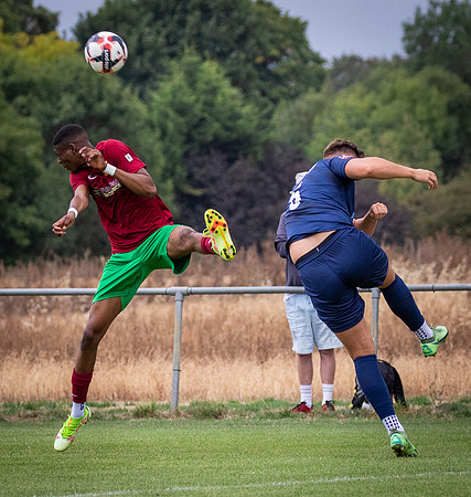 vs Binfield FC (FA Cup)-35
