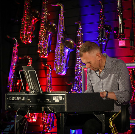 Simon Bates Trio - July-106