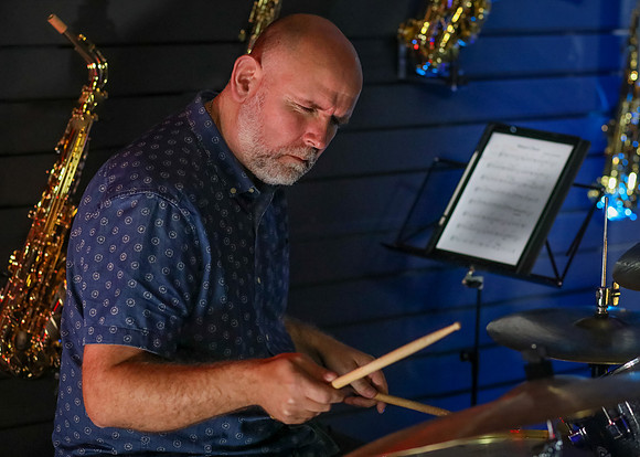 Simon Bates Trio-16