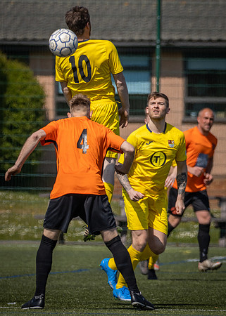 vs Wokingham & Emmbrook FC-3