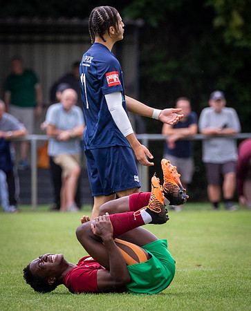 vs Binfield FC (FA Cup)-38