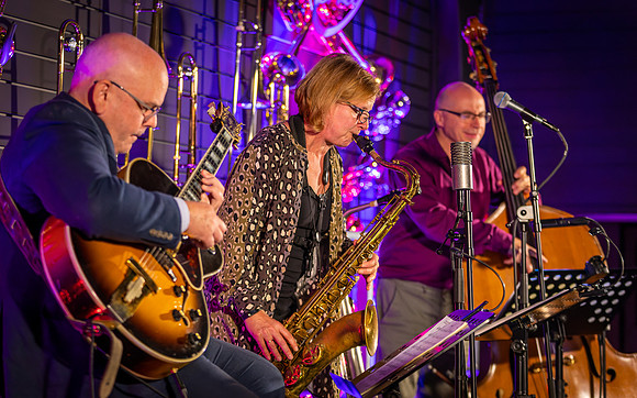 Karen Sharp Trio-63
