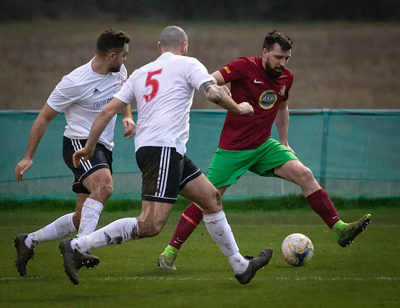 vs Risborough Rangers FC-22