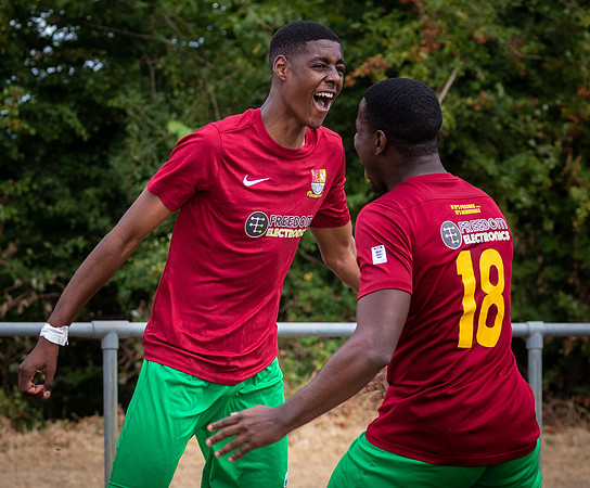 vs Ascot United FC (FA Cup)-71