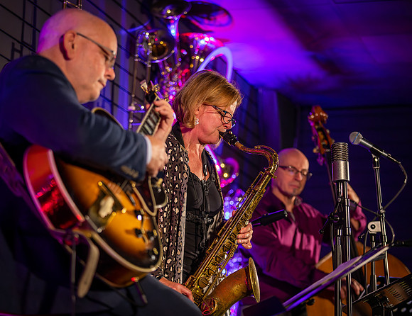 Karen Sharp Trio-85