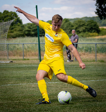vs Maidenhead United FC-147