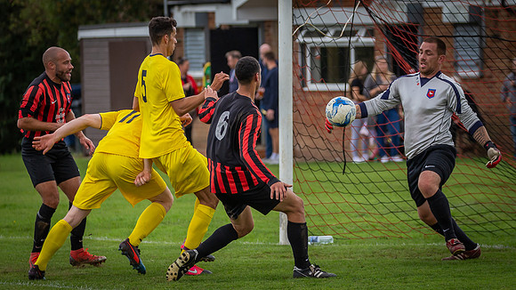 vs Cookham Dean-31