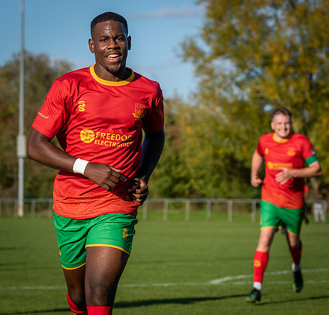 vs Broadfields United FC-198