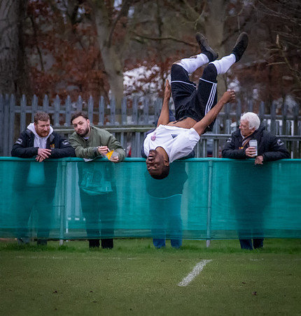 vs Risborough Rangers FC-6