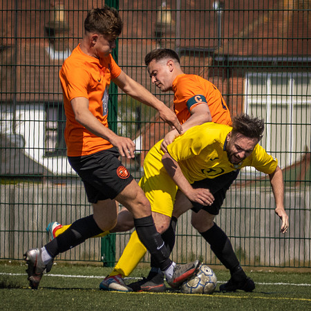 vs Wokingham & Emmbrook  FC-61