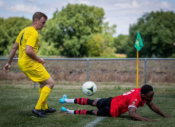 vs Maidenhead United FC-136