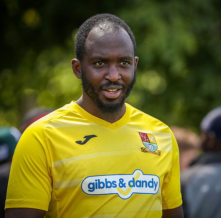 vs Maidenhead United FC-203