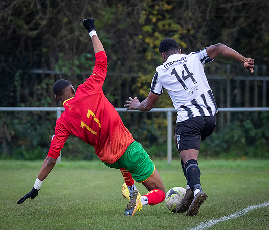 vs Peacehaven FC-46