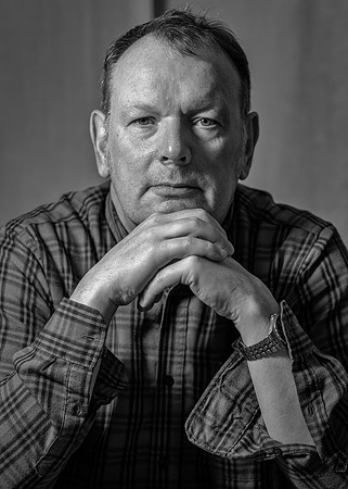 Simon 2024-3bw
