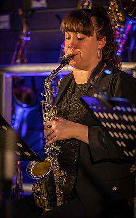 Marici Saxes-102
