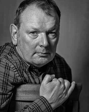 Simon 2024-21bw