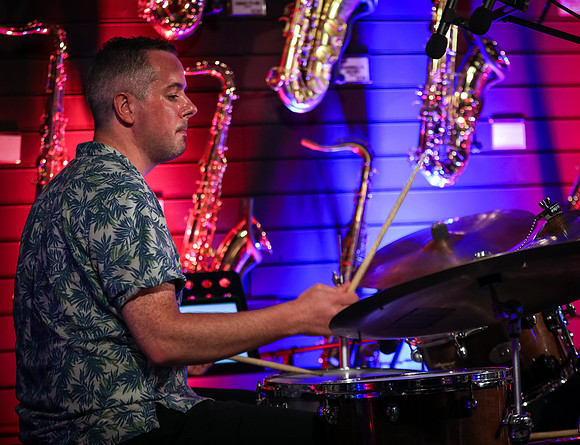 Simon Bates Trio - July-50