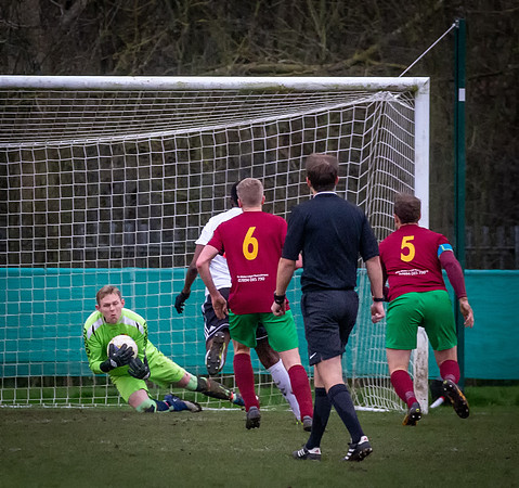 vs Risborough Rangers FC-9
