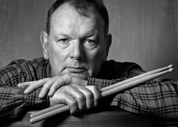 Simon 2024-28bw