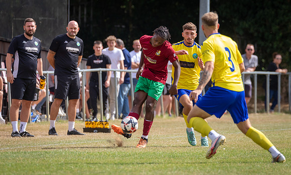 vs Ascot United FC (FA Cup)-8