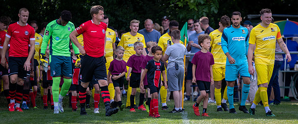 vs Maidenhead United FC-25