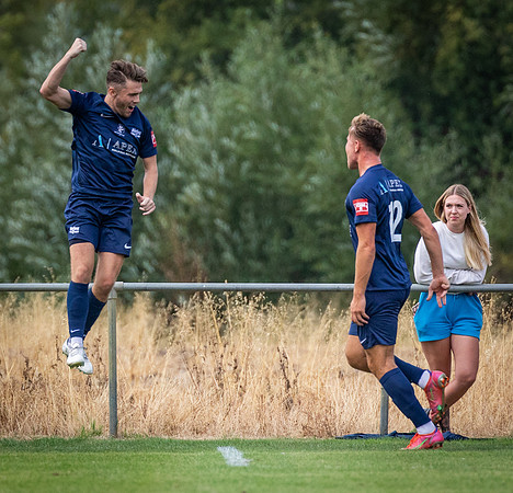 vs Binfield FC (FA Cup)-212
