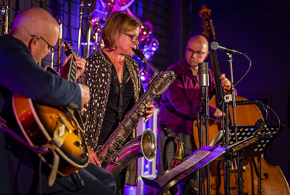 Karen Sharp Trio-108