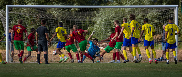 vs Ascot United FC (FA Cup)-226
