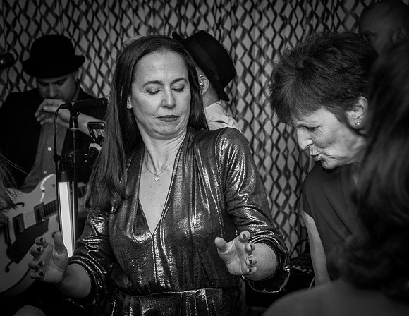 Anna 50th-170bw