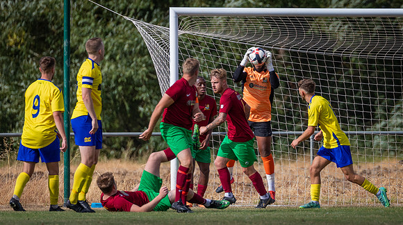 vs Ascot United FC (FA Cup)-201