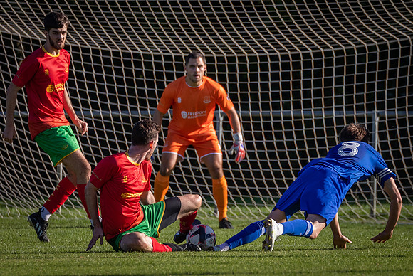 vs Broadfields United FC-120