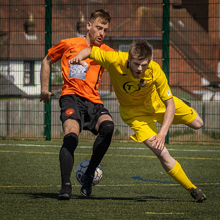 vs Wokingham & Emmbrook  FC-11