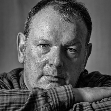 Simon 2024-20bw