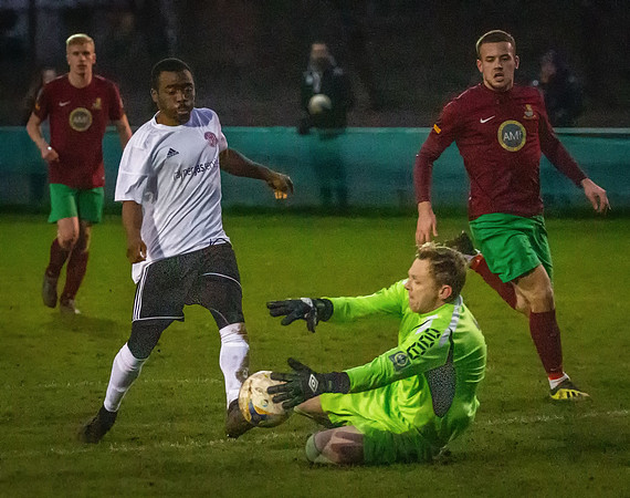 vs Risborough Rangers FC-26