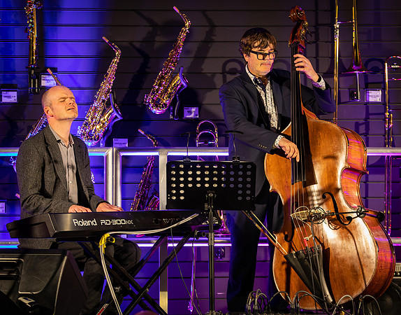 Alan Barnes Trio-81