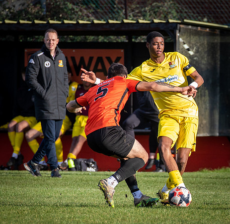 vs Wallingford and Crowmarsh FC-16